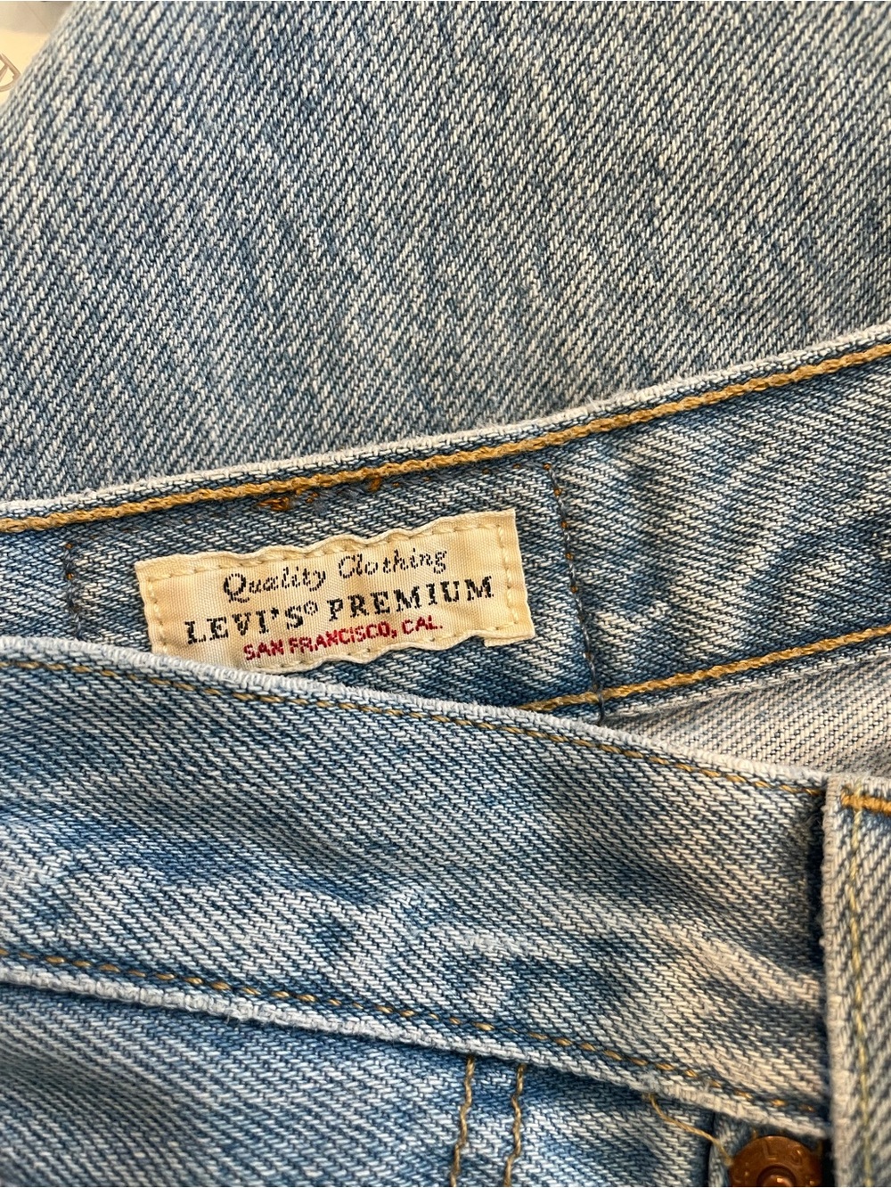 Levi's Premium 501 High-Rise Light Wash Women's 24 Jeans - Picture 8 of 15